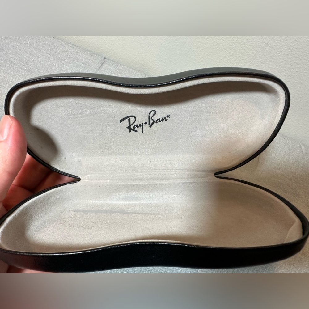 Ray-Ban Eyeglasses Case - Picture 3 of 4